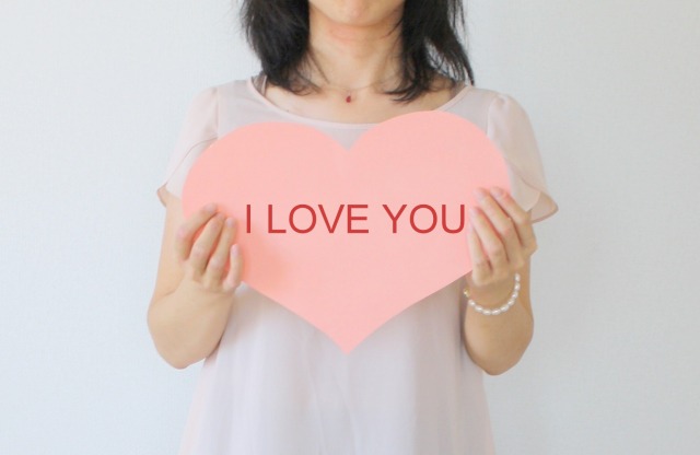 韓国語で『愛してる』と伝えたい！発音といろんな言い方をご紹介